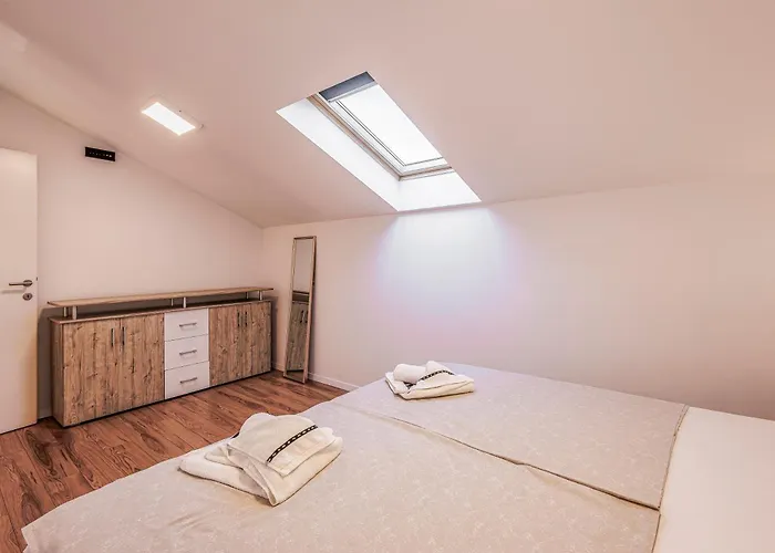 Augusta Holiday home Malinska