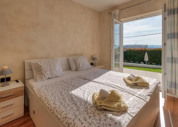 Augusta Holiday home Malinska